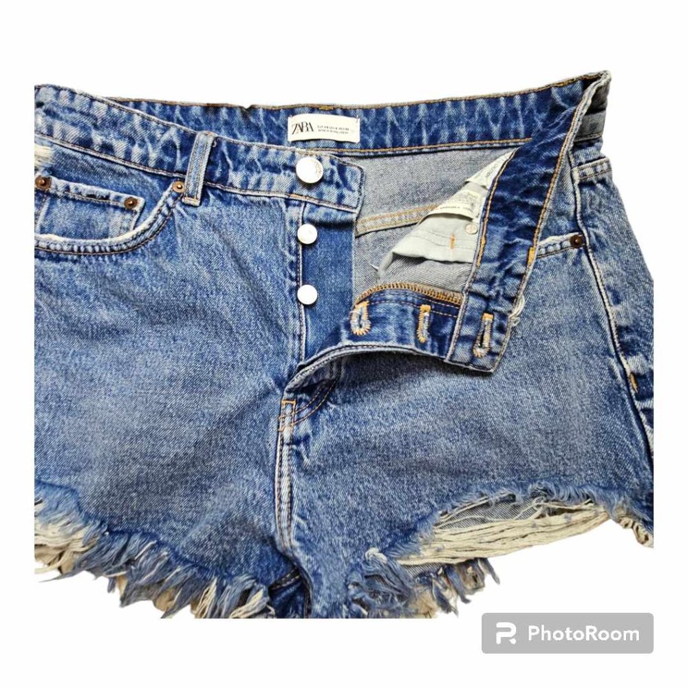 Women’s Zara Shorts Size (USA) 8 - Picture 4 of 8